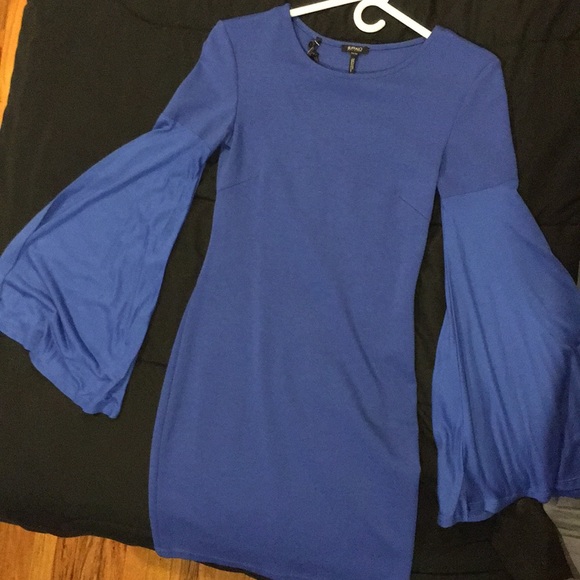 Buffalo David Bitton Dresses & Skirts - NWT Buffalo David Bitton Bell Sleeve Dress. Sz XS